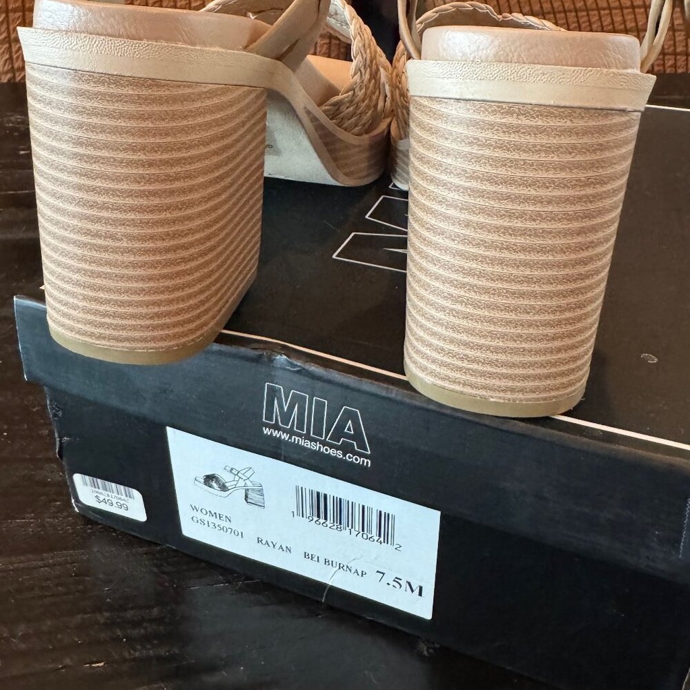 Mia Tan Braided Platform Heal Sandals - Picture 4 of 6
